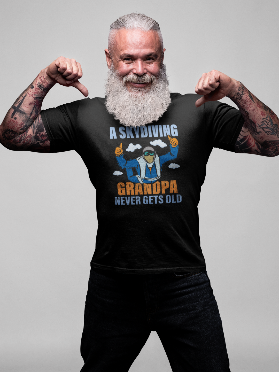 A Skydiving Grandpa Never Gets Old Men's Printed T-shirt -