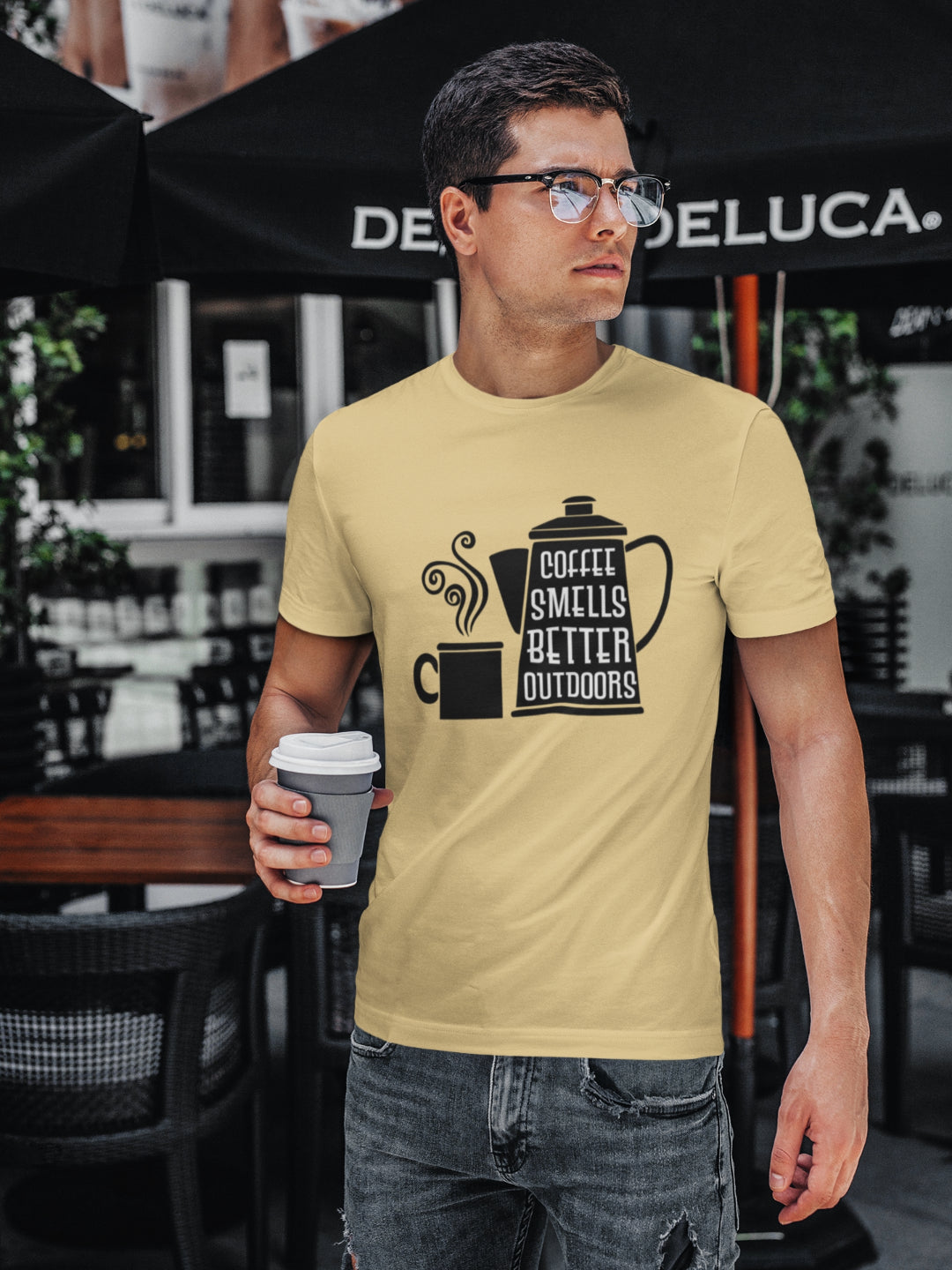 Coffee Smells Better Outdoors Men's Printed T-shirt -
