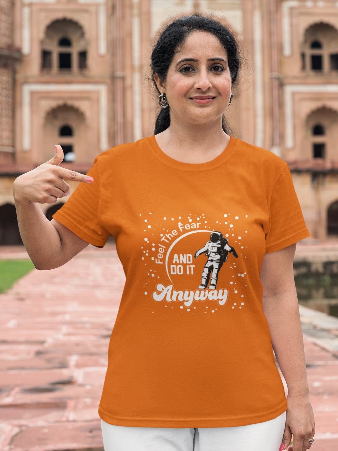 Feel The Fear And Do It Anyway Women's Printed T-shirt -