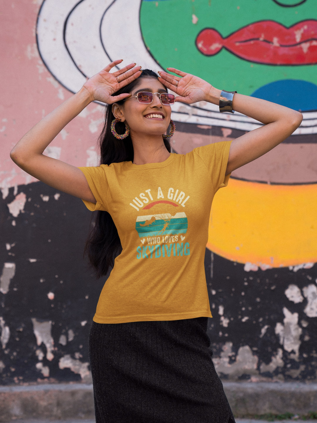 Just A Girl Who Loves Skydiving Women's Printed T-shirt -