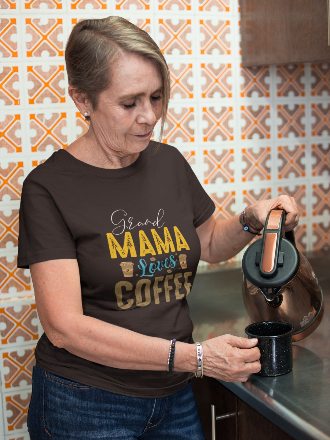 Grand Mama Loves Coffee Women's Printed T-shirt -