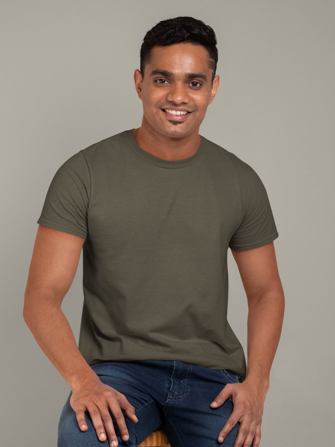 Olive Green Men’s Round Neck Half Sleeves Plain T-shirt -