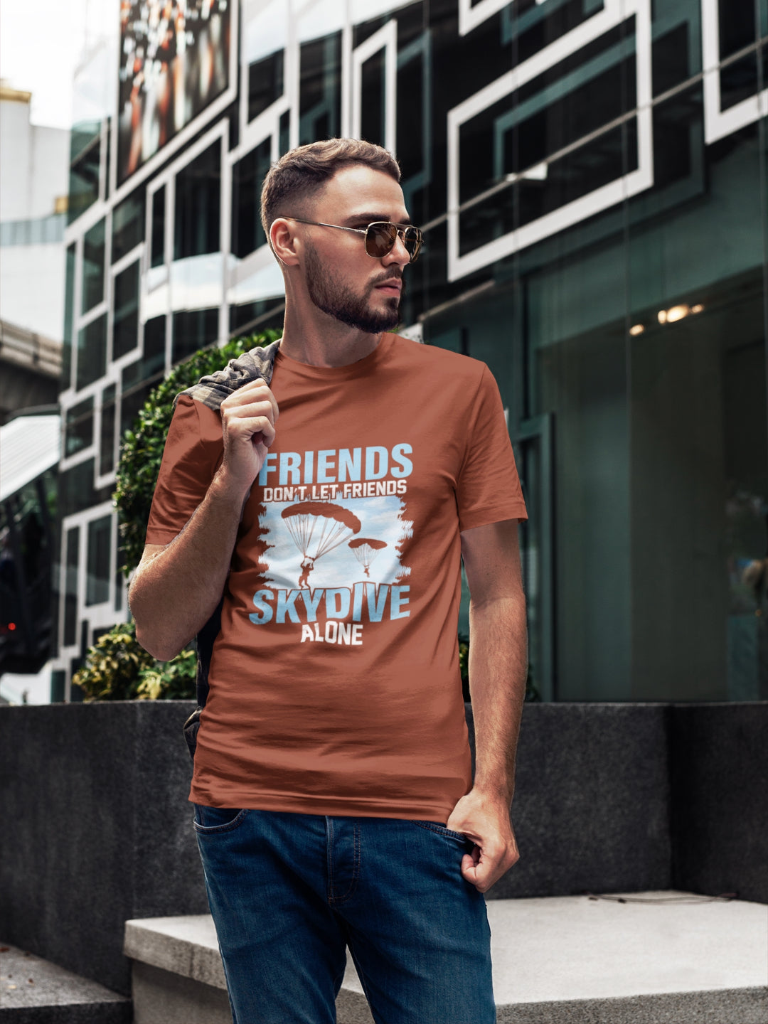 Friends Dont Let Friends Skydive Alone Men's Printed T-shirt