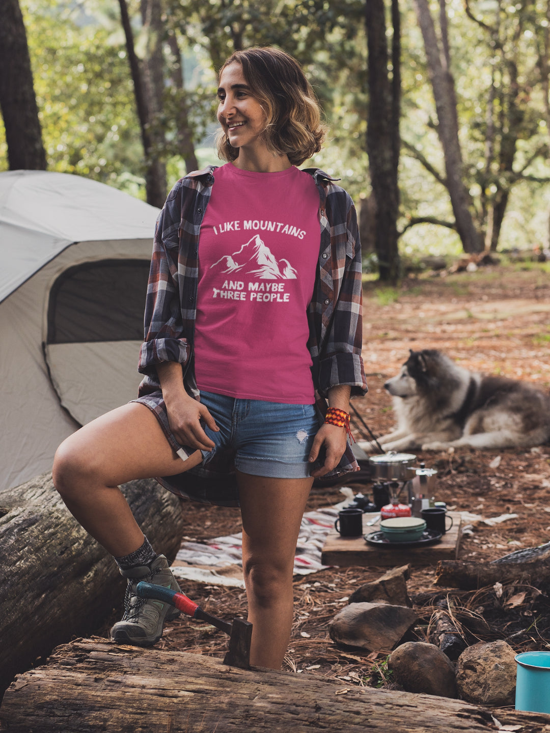 I Like Mountains And Maybe Three People Women's Printed T-shirt