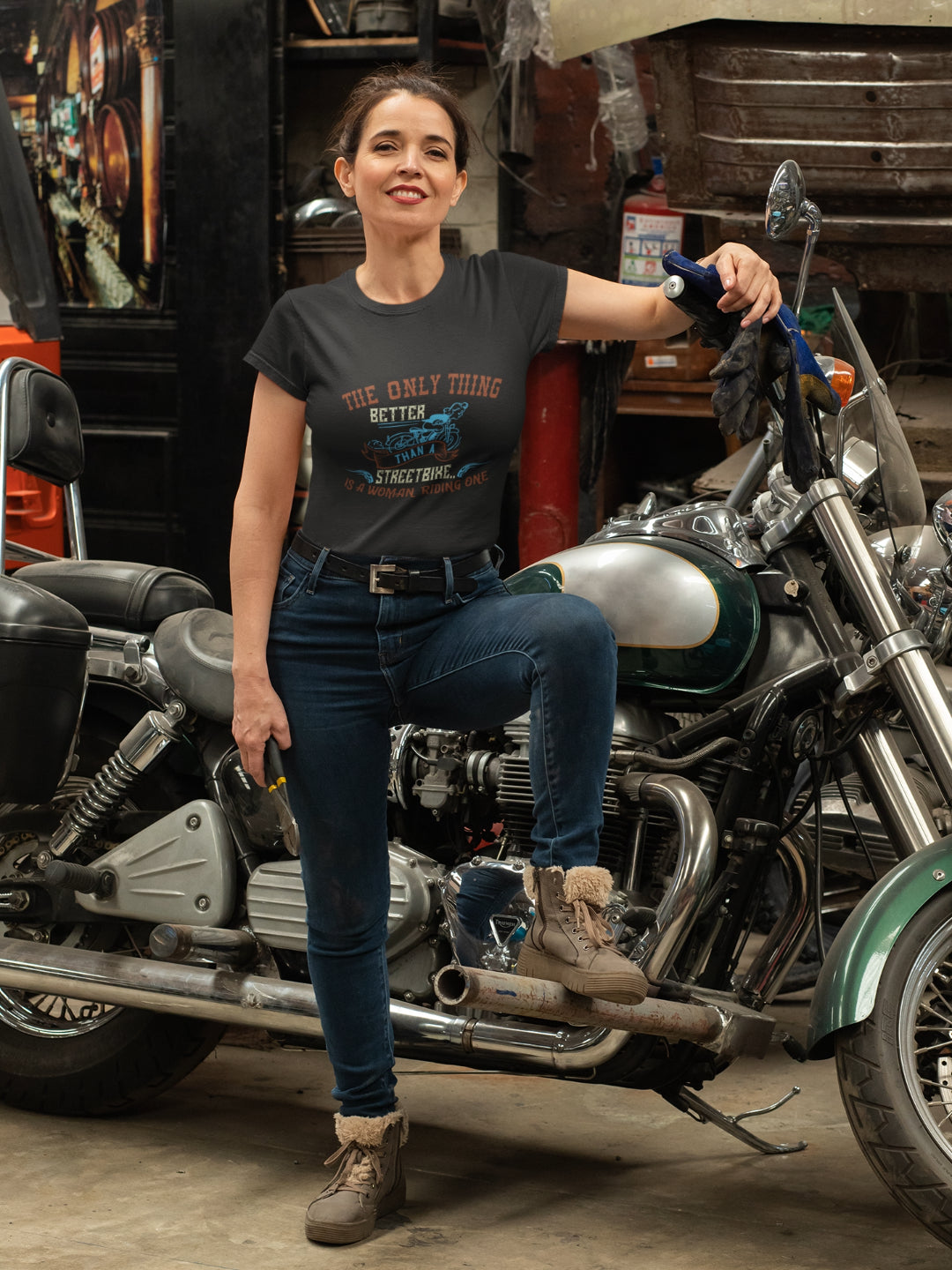 The Only Thing Better Than A Street Bike Is A Women Riding One Women's Printed T-shirt